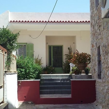 Danesi House Apartment Leonidio Bagian luar foto